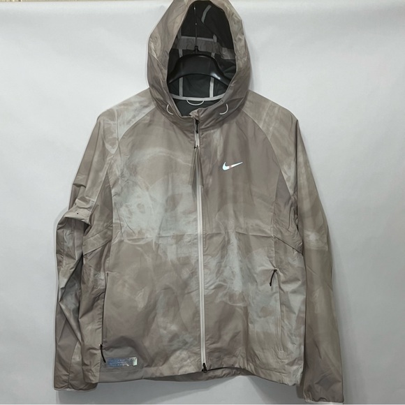 Nike Storm-Fit Running Division Flash Jacket Beige - Picture 3 of 16